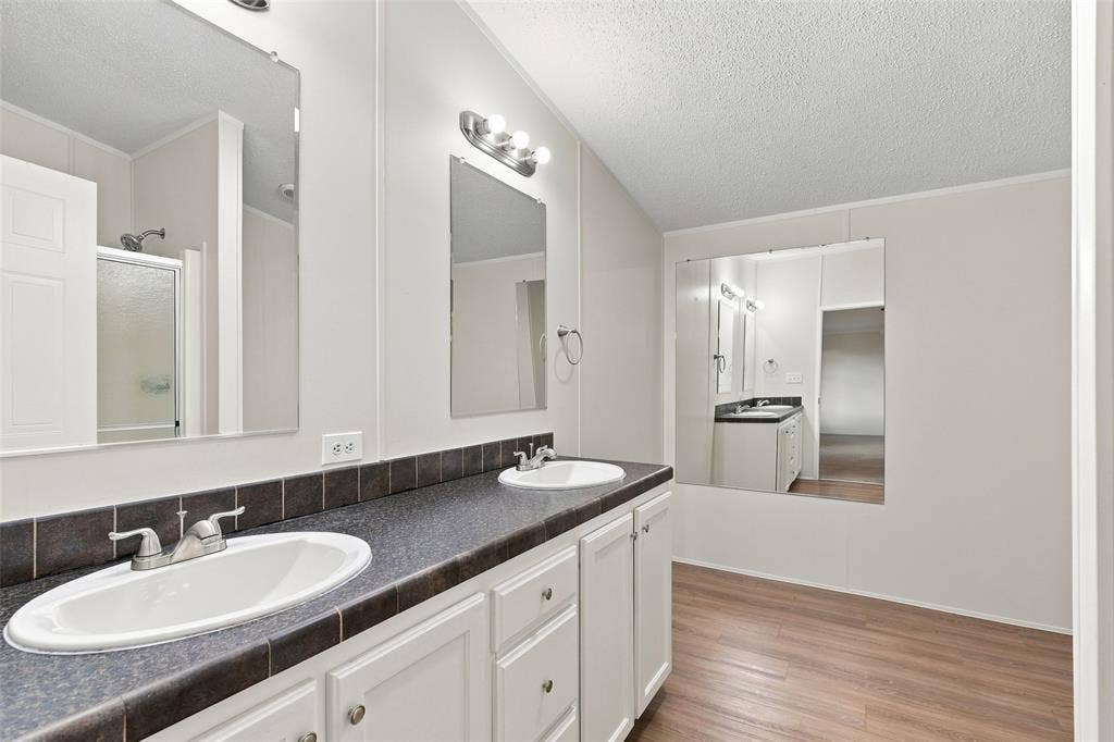 5209 Shaw Road, Tolar, TX 76476 5209 Shaw Road, Tolar, TX 76476