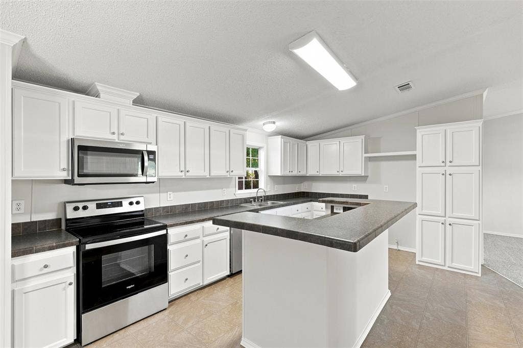 5209 Shaw Road, Tolar, TX 76476 5209 Shaw Road, Tolar, TX 76476