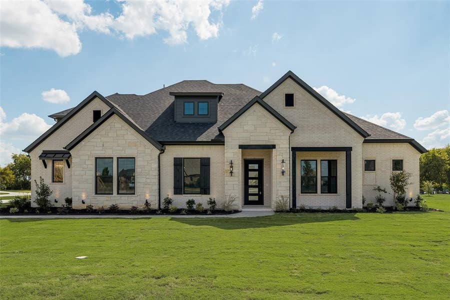 Property photo for 4418 Lake Breeze Drive, McKinney, TX
