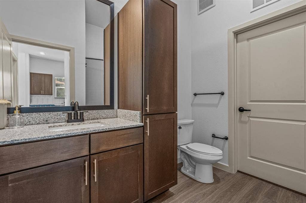 3120 E Park Row Drive, #3308, Arlington, TX 76010 3120 E Park Row Drive, #3308, Arlington, TX 76010