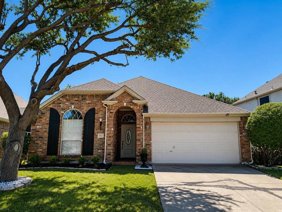 Property photo for 2217 Killarney Drive, McKinney, TX