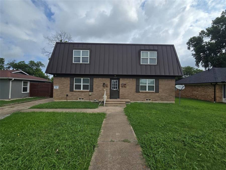 Property photo for 1805 Randolph Drive, Garland, TX