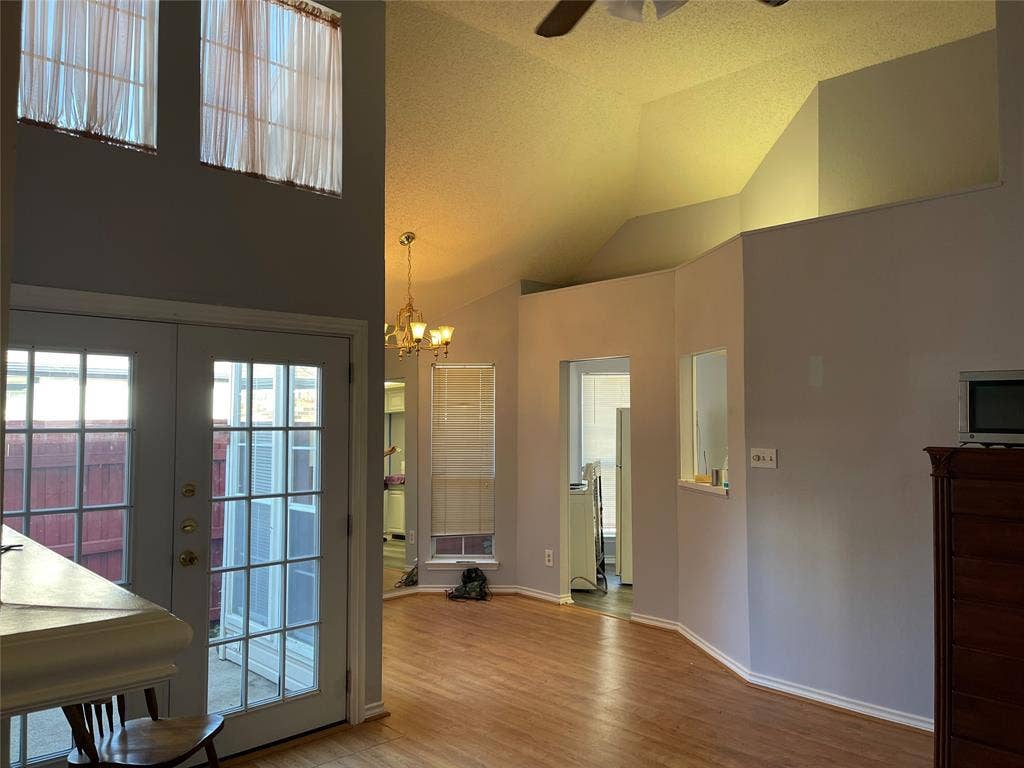 3149 Royal Lane, Dallas, TX 75229