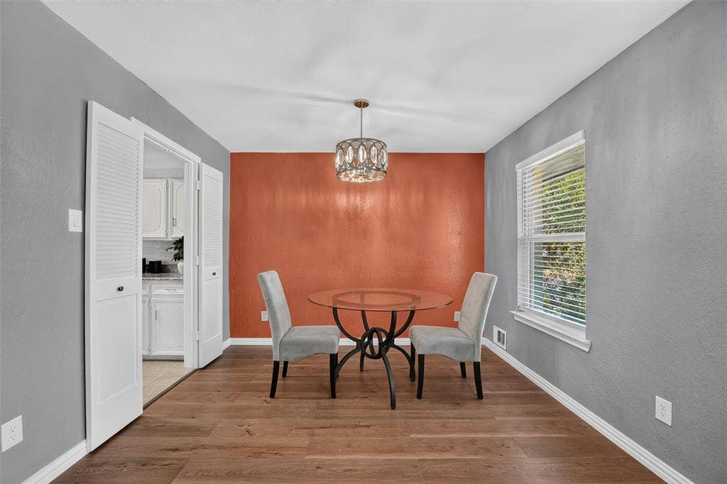 4730 Chilton Drive, Dallas, TX 75227 4730 Chilton Drive, Dallas, TX 75227