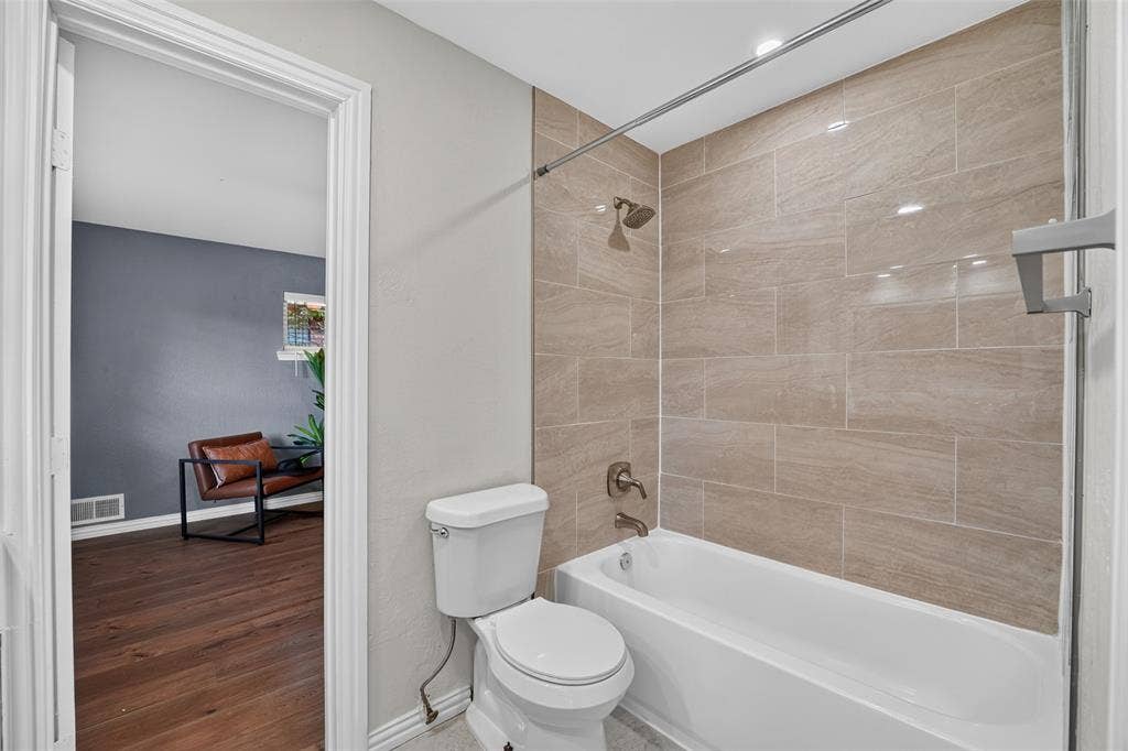 4730 Chilton Drive, Dallas, TX 75227 4730 Chilton Drive, Dallas, TX 75227