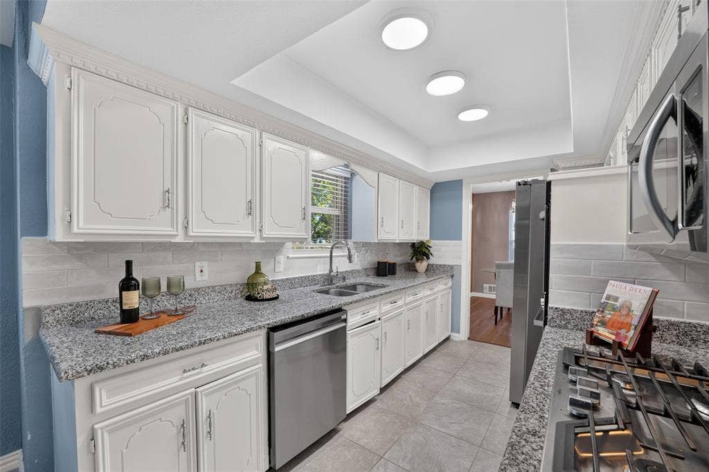 4730 Chilton Drive, Dallas, TX 75227 4730 Chilton Drive, Dallas, TX 75227
