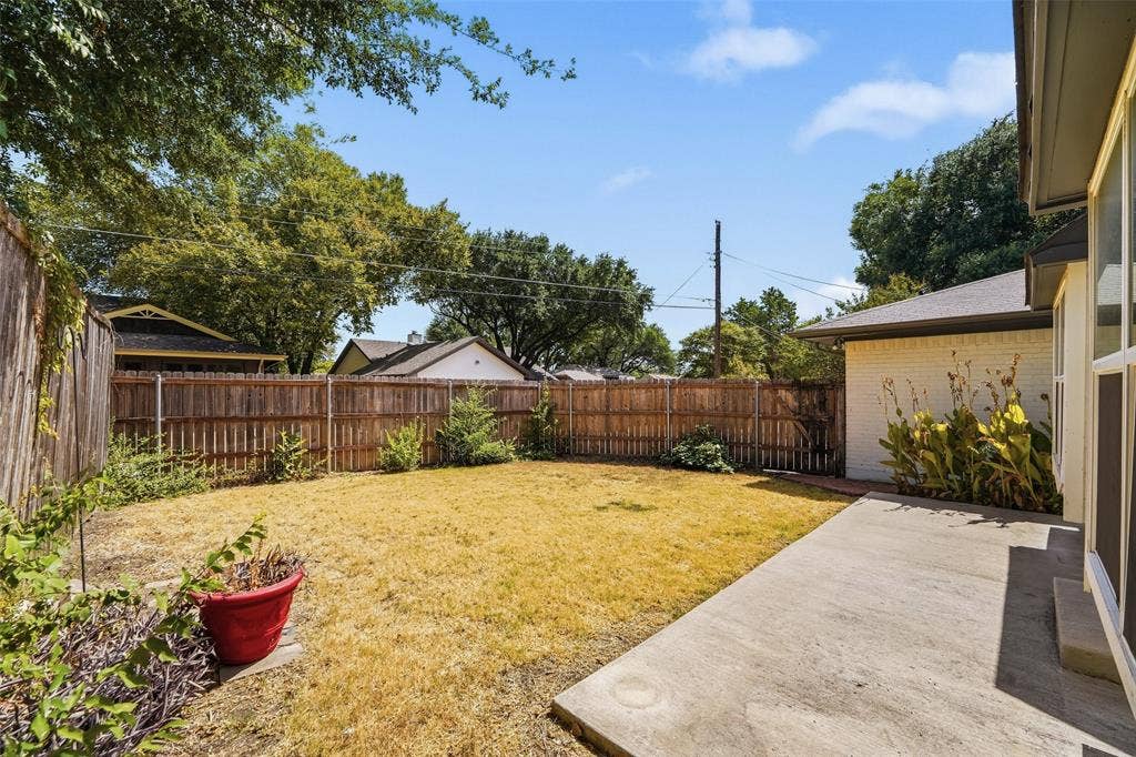 4730 Chilton Drive, Dallas, TX 75227 4730 Chilton Drive, Dallas, TX 75227