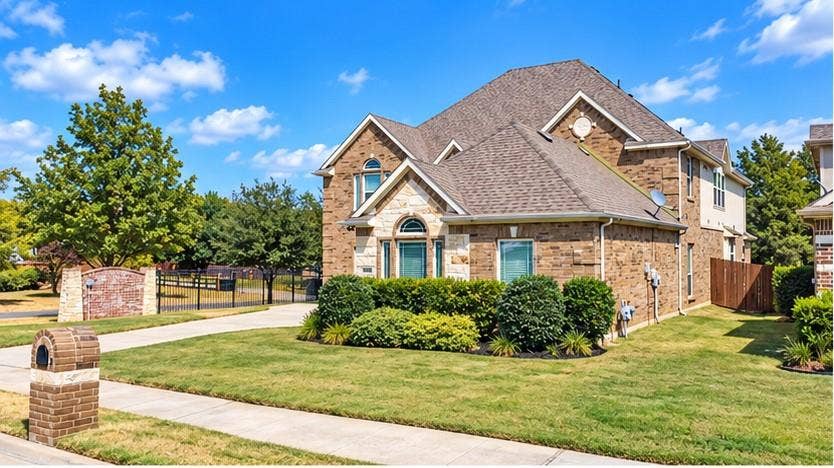 1400 Bonanza Lane, Corinth, TX 76208 Front of Home