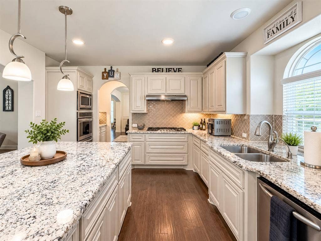 1400 Bonanza Lane, Corinth, TX 76208 1400 Bonanza Lane, Corinth, TX 76208