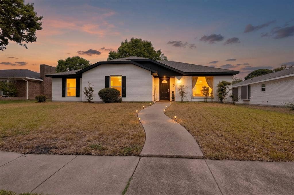 2313 Lawndale Drive, Plano, TX 75023 Great Curb appeal