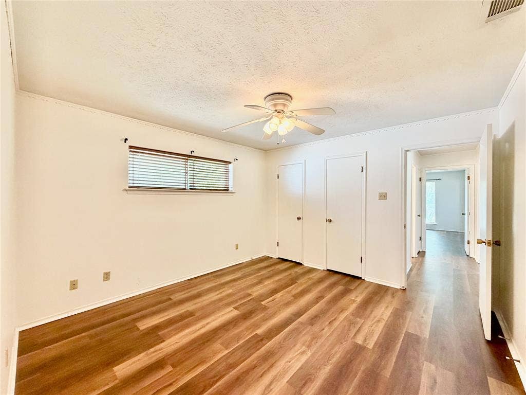 8405 Lullwater Drive, Dallas, TX 75218 8405 Lullwater Drive, Dallas, TX 75218