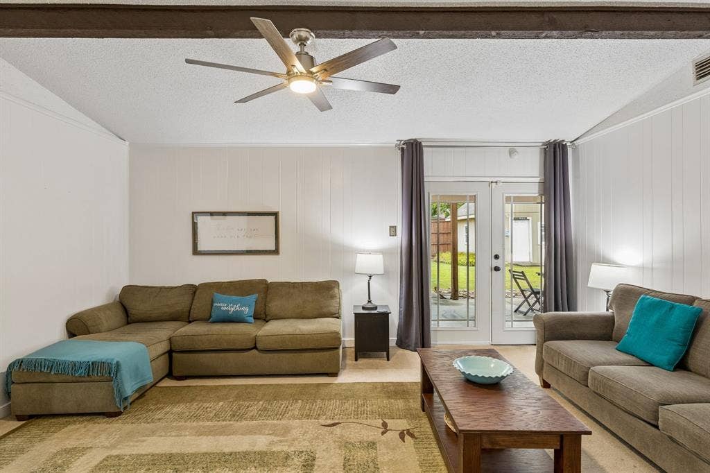 1513 Meadow Way, Garland, TX 75042 1513 Meadow Way, Garland, TX 75042