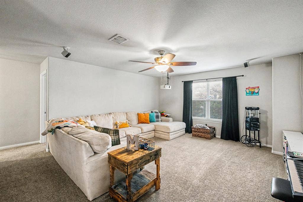 721 Saddle Ridge Trail, Weatherford, TX 76087 721 Saddle Ridge Trail, Weatherford, TX 76087