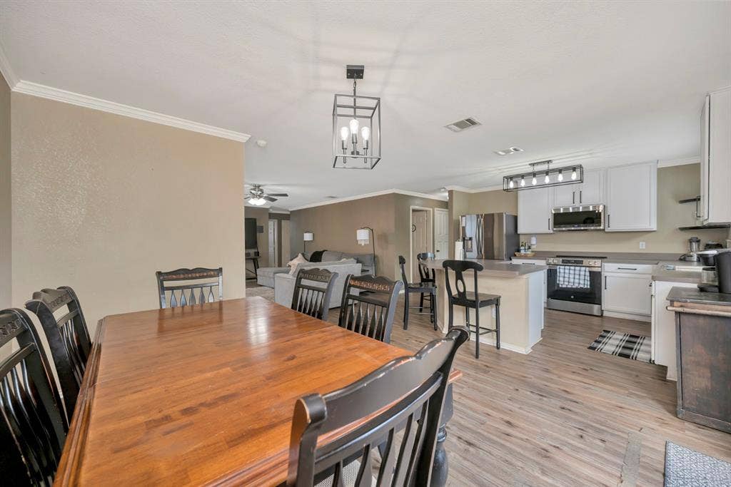 10860 Braemoor Drive, Fort Worth, TX 76052 10860 Braemoor Drive, Fort Worth, TX 76052
