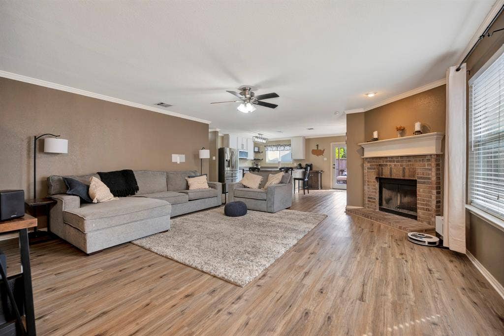 10860 Braemoor Drive, Fort Worth, TX 76052 10860 Braemoor Drive, Fort Worth, TX 76052