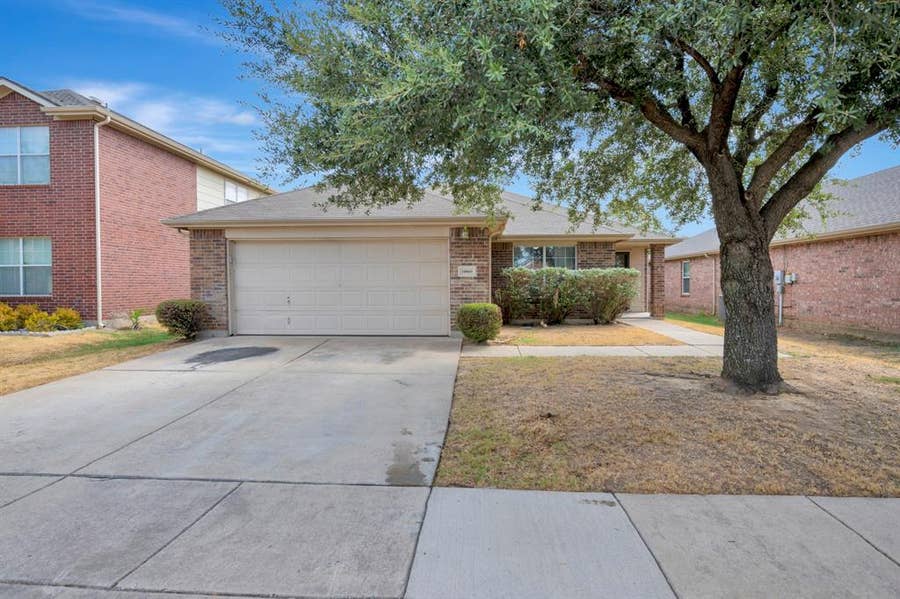 Property photo for 10860 Braemoor Drive, Fort Worth, TX