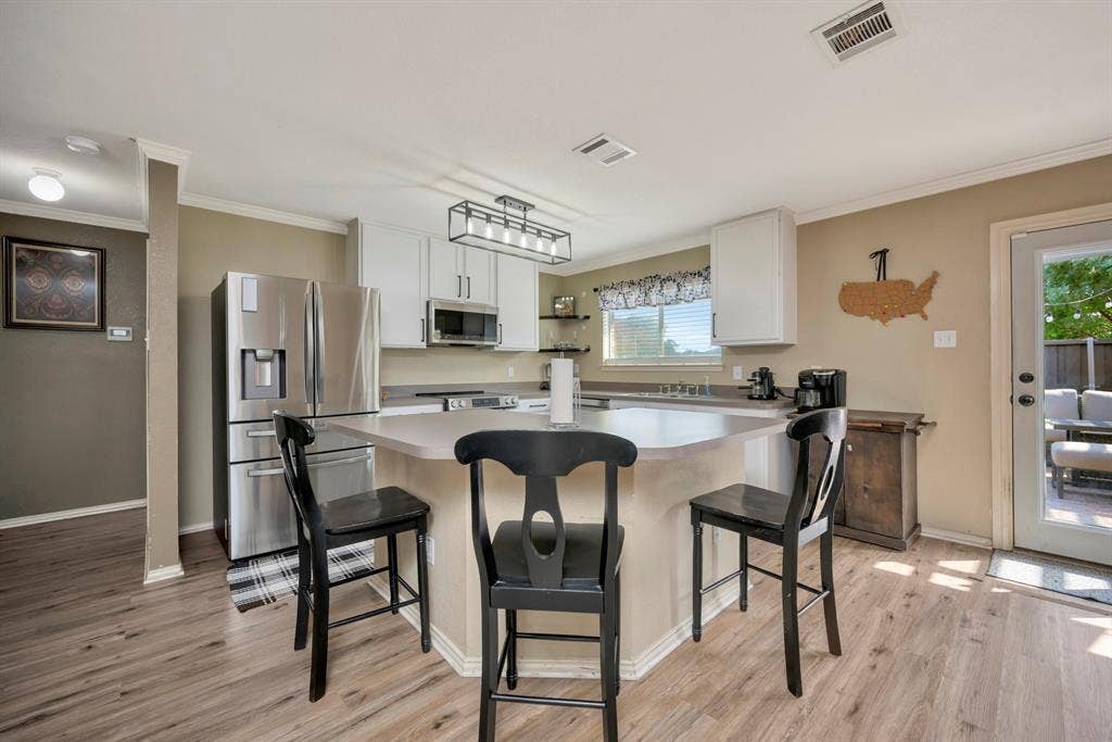 10860 Braemoor Drive, Fort Worth, TX 76052 10860 Braemoor Drive, Fort Worth, TX 76052