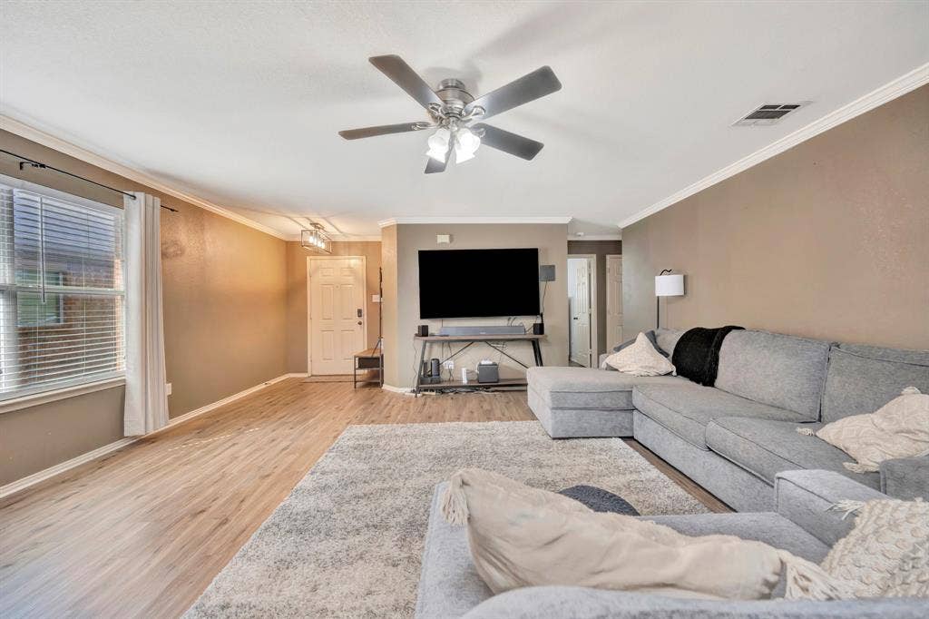 10860 Braemoor Drive, Fort Worth, TX 76052 10860 Braemoor Drive, Fort Worth, TX 76052