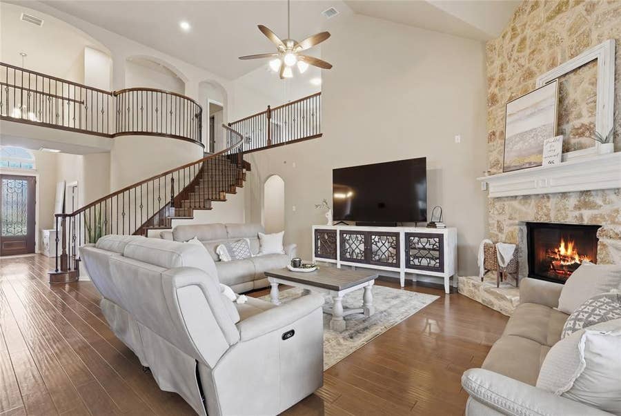 Property photo for 1808 River Run Drive, DeSoto, TX