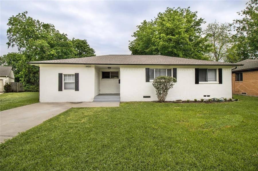 Property photo for 3422 Moon Drive, Mesquite, TX