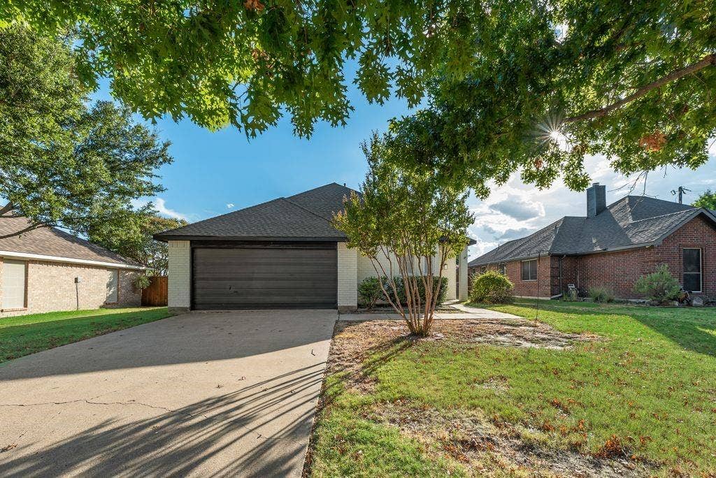 533 Bowie Street, Forney, TX 75126 533 Bowie Street, Forney, TX 75126