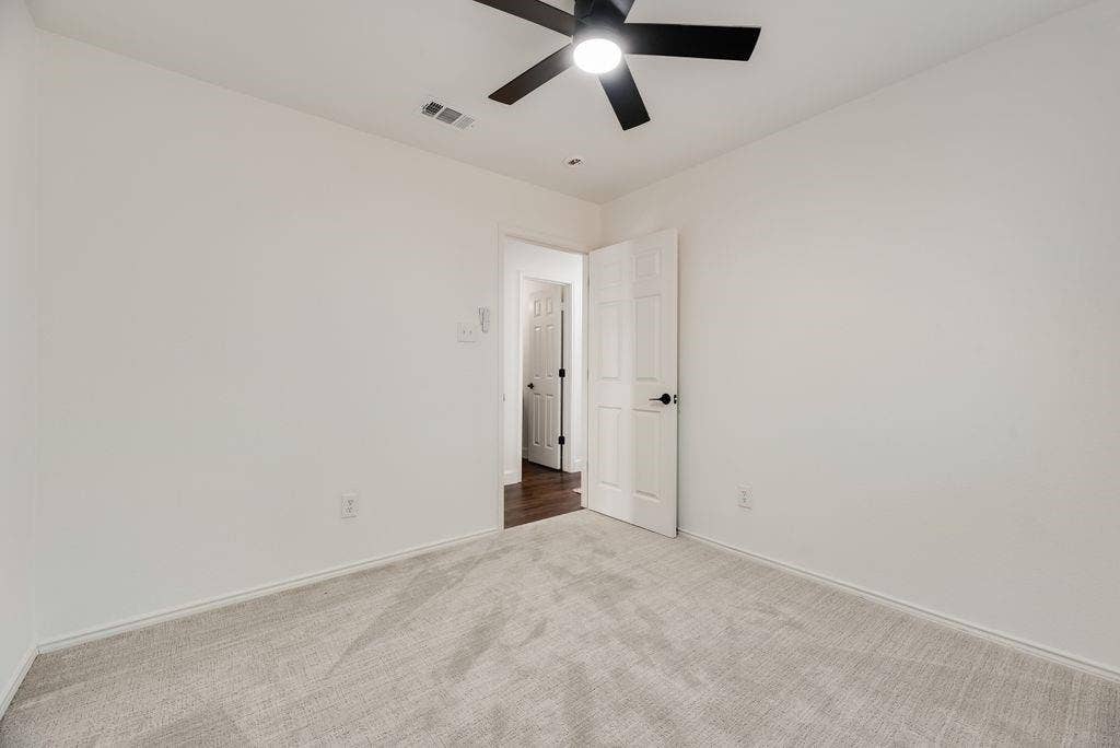 533 Bowie Street, Forney, TX 75126 533 Bowie Street, Forney, TX 75126