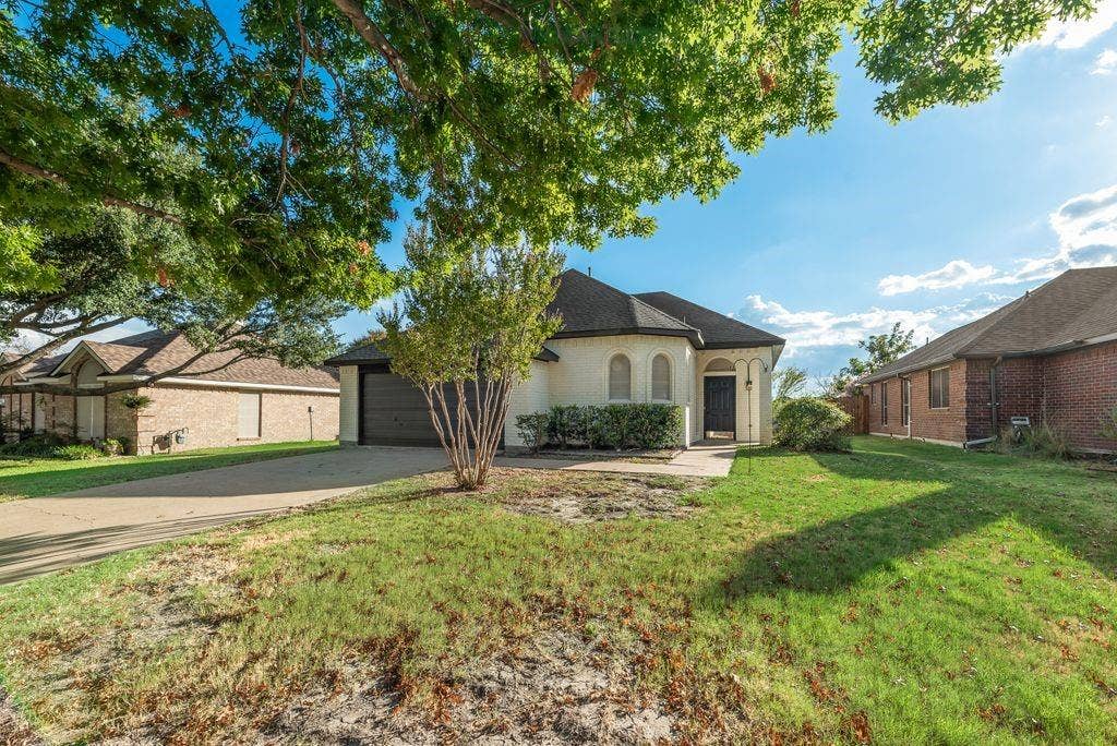 533 Bowie Street, Forney, TX 75126 533 Bowie Street, Forney, TX 75126