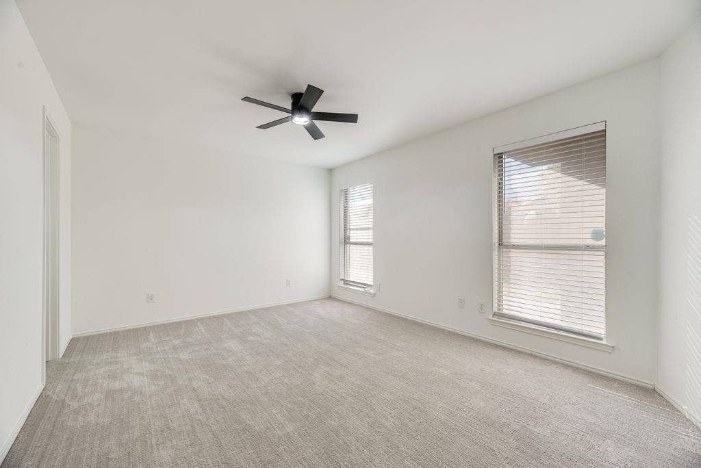 533 Bowie Street, Forney, TX 75126 533 Bowie Street, Forney, TX 75126