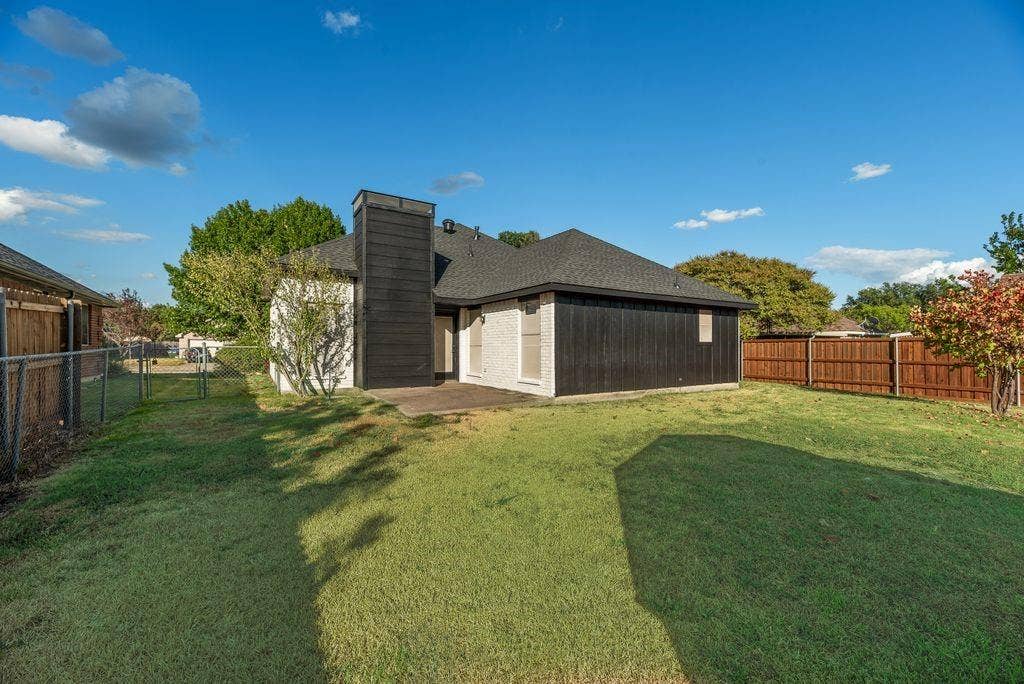 533 Bowie Street, Forney, TX 75126 533 Bowie Street, Forney, TX 75126