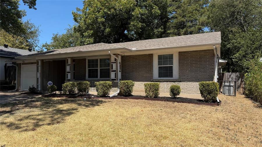 Property photo for 7420 Arborcrest Drive, Dallas, TX