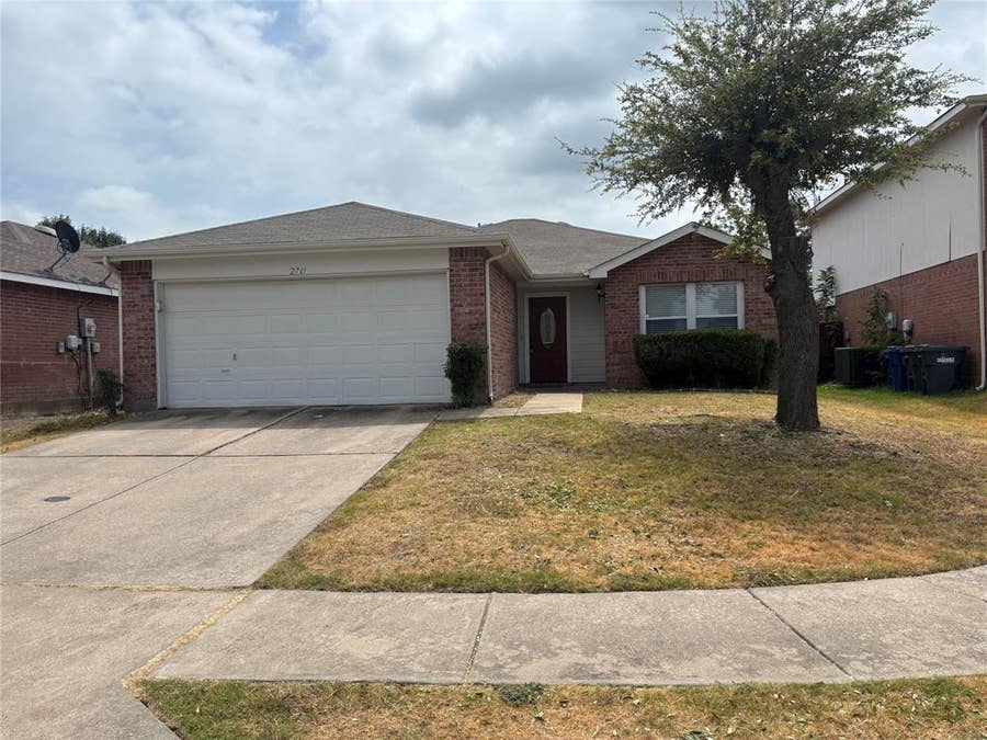 Property photo for 2711 Prairie Creek Drive, McKinney, TX