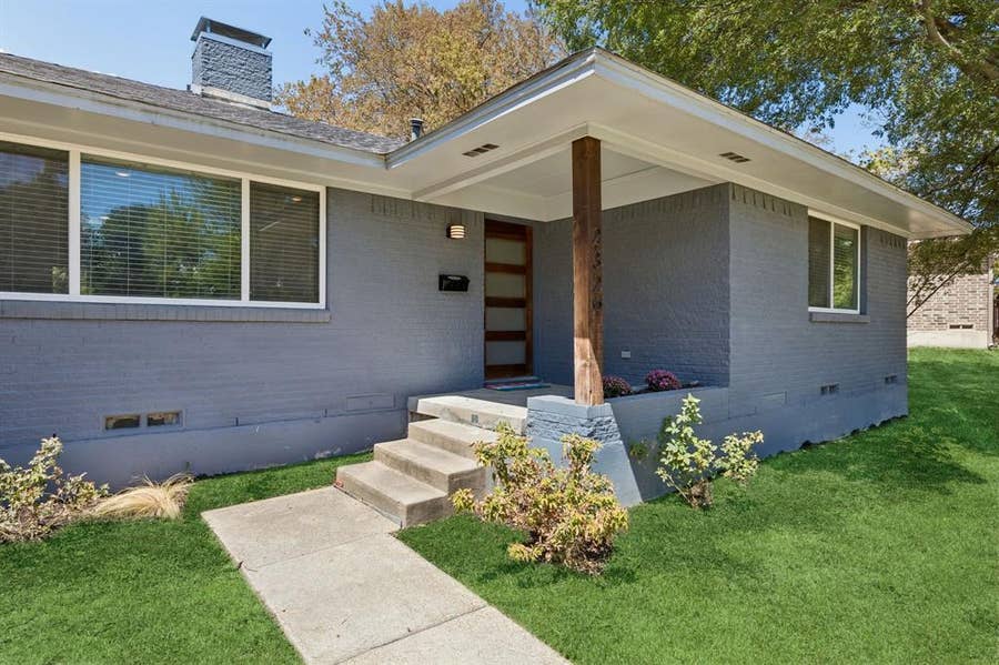 Property photo for 2329 Springhill Drive, Dallas, TX