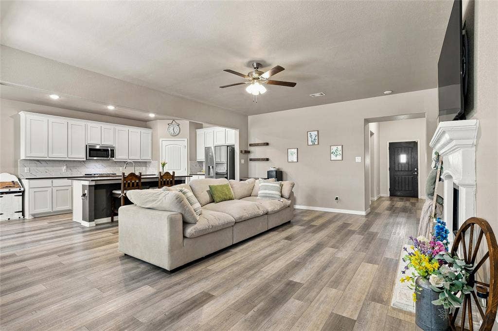 1961 Bellatrix Drive, Haslet, TX 76052