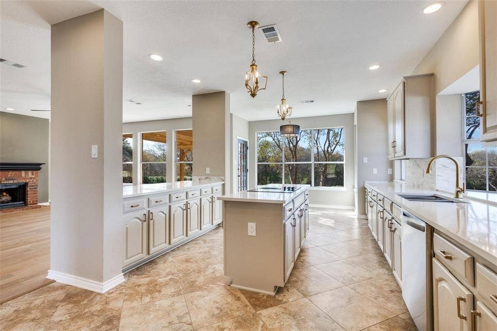 2822 Roundrock, McKinney, TX 75072 2822 Roundrock, McKinney, TX 75072