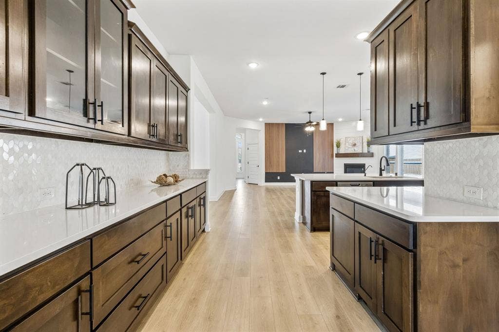 5224 Troupe Road, McKinney, TX 75071 Butler's Pantry