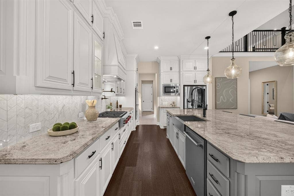 6225 Rocca Valle Drive, McKinney, TX 75071 6225 Rocca Valle Drive, McKinney, TX 75071