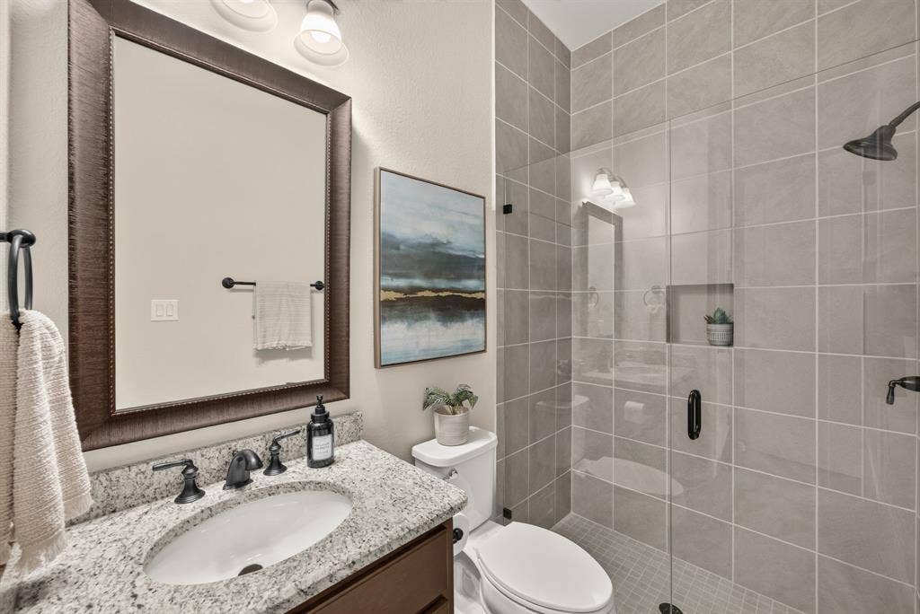 6225 Rocca Valle Drive, McKinney, TX 75071 6225 Rocca Valle Drive, McKinney, TX 75071