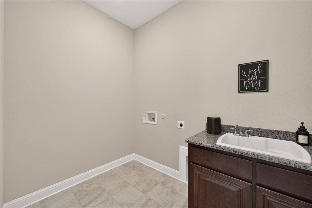 6225 Rocca Valle Drive, McKinney, TX 75071 6225 Rocca Valle Drive, McKinney, TX 75071