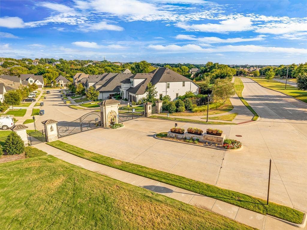 6225 Rocca Valle Drive, McKinney, TX 75071 6225 Rocca Valle Drive, McKinney, TX 75071