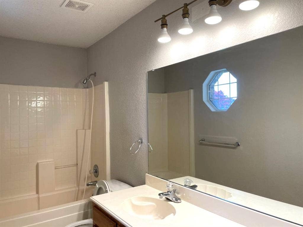 1304 Rosewood Lane, Allen, TX 75002 1304 Rosewood Lane, Allen, TX 75002