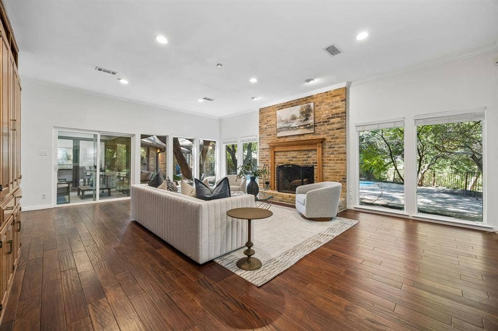 6542 Clearhaven Circle, Dallas, TX 75248 6542 Clearhaven Circle, Dallas, TX 75248