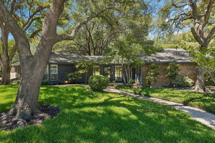Property photo for 6542 Clearhaven Circle, Dallas, TX