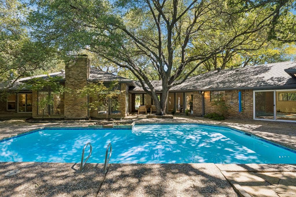 6542 Clearhaven Circle, Dallas, TX 75248 6542 Clearhaven Circle, Dallas, TX 75248