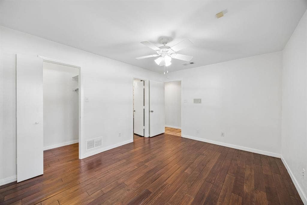 6542 Clearhaven Circle, Dallas, TX 75248 6542 Clearhaven Circle, Dallas, TX 75248