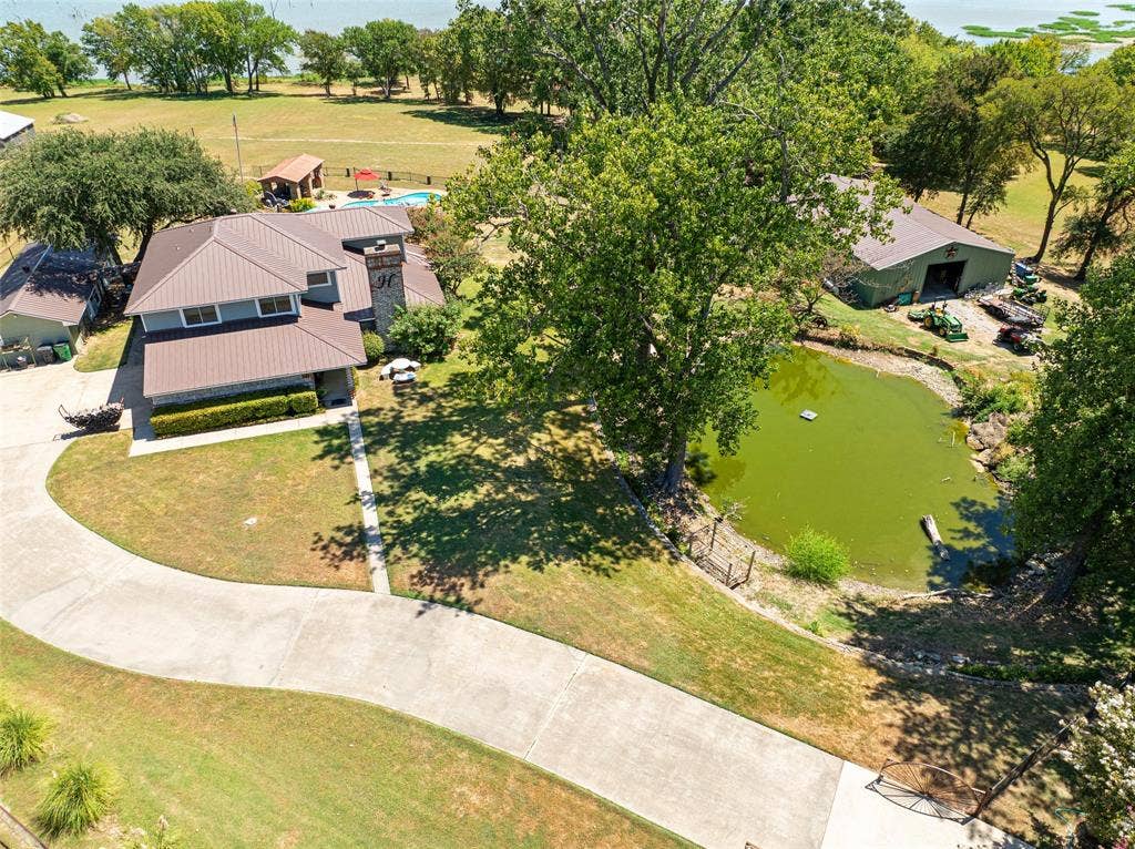 192 Mallard Point, Wylie, TX 75098 Property features lake views and spring fed pond views