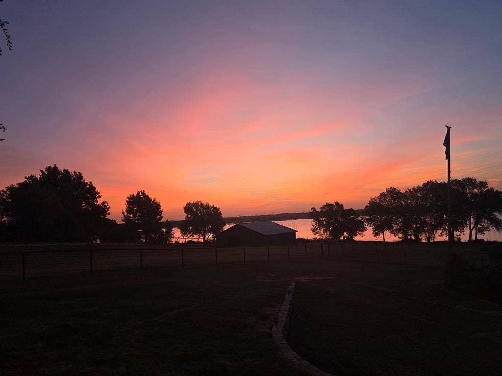 192 Mallard Point, Wylie, TX 75098 A beautiful morning sunrise