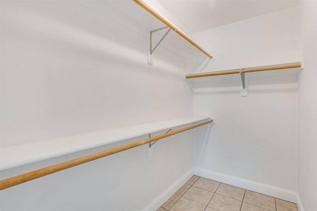 9825 Stoney Bridge Road, Fort Worth, TX 76108 Spacious primary walk-in closet