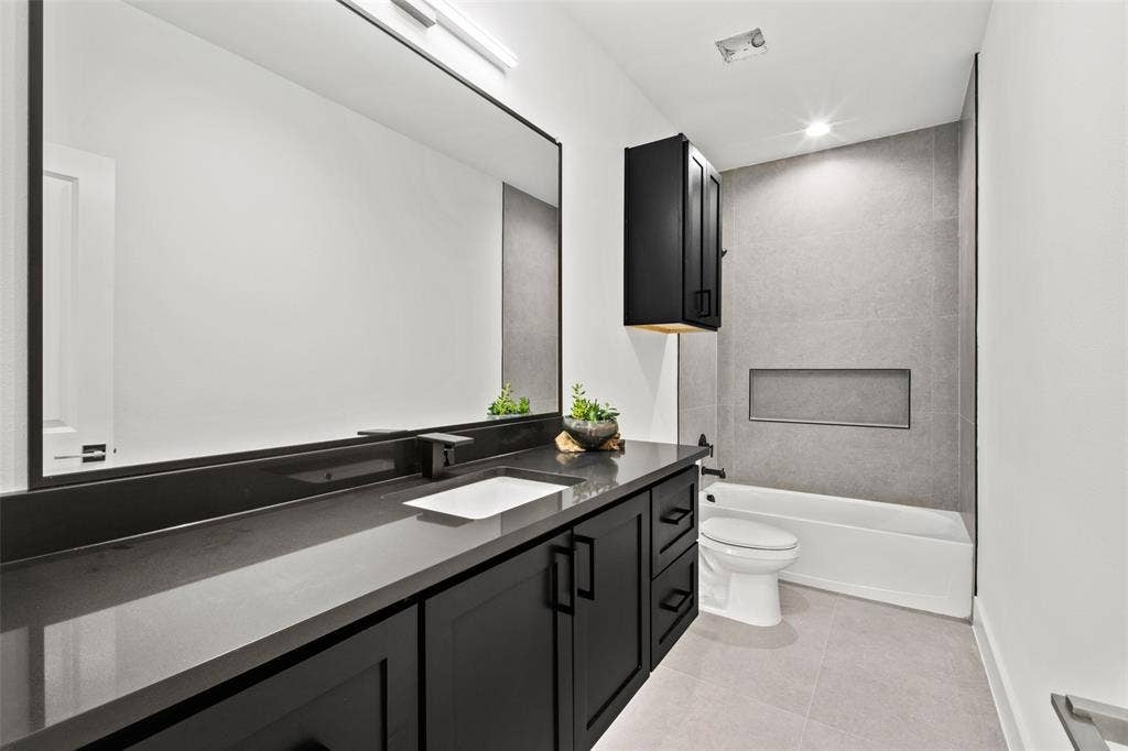 2503 Lawrence Street, Dallas, TX 75215 2503 Lawrence Street, Dallas, TX 75215