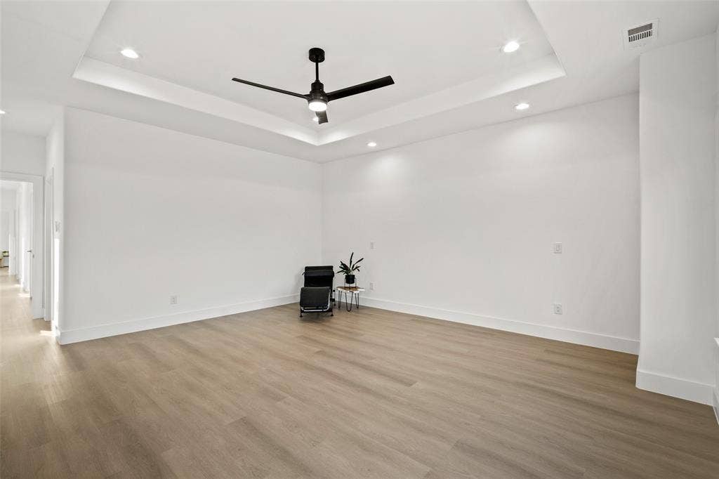 2503 Lawrence Street, Dallas, TX 75215 2503 Lawrence Street, Dallas, TX 75215