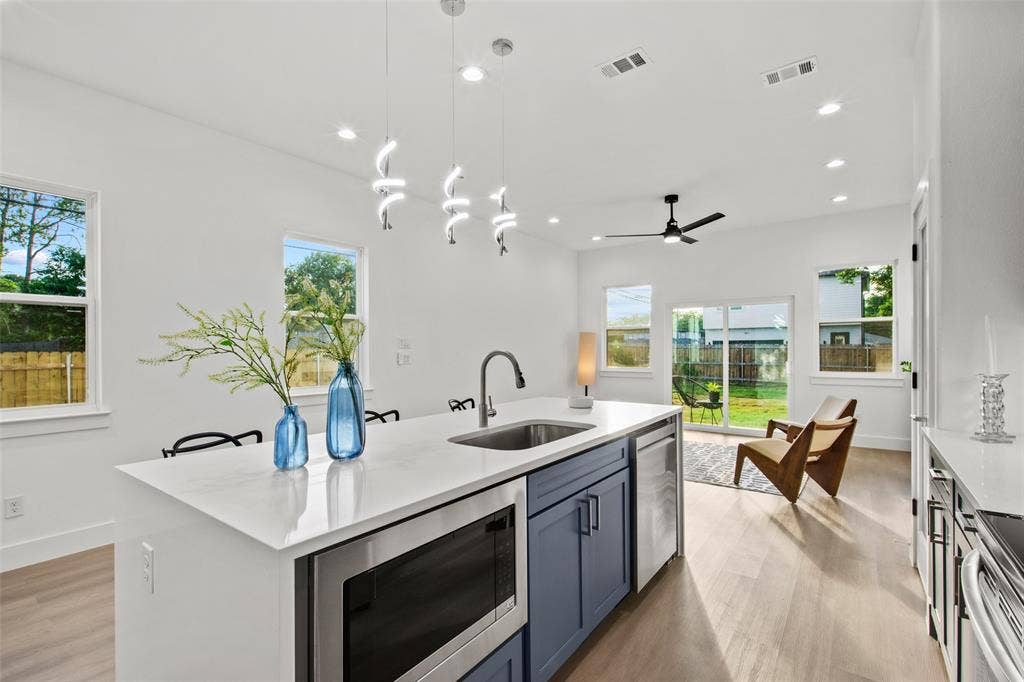 2503 Lawrence Street, Dallas, TX 75215 2503 Lawrence Street, Dallas, TX 75215
